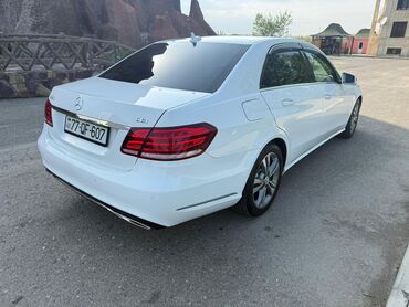 Mercedes-Benz: Mercedes-Benz E 220: 2.2 l | 2014 il Sedan — 7