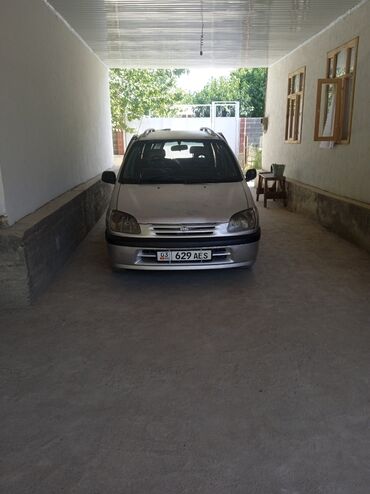 toyota yarus: Toyota Raum: 1997 г., 1.5 л, Автомат, Бензин, Универсал