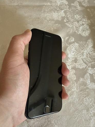 IPhone SE 2020, Qara, Barmaq izi