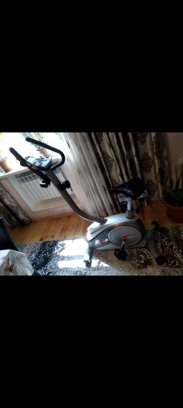 Maskalar, eynəklər: Velotrenajor – evdə kardio məşqləri üçün - Maqnit müqavimət sistemi