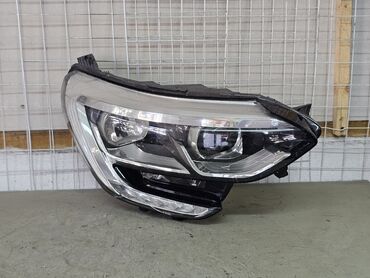купить задний фонарь: Передняя правая фара Renault 2017 г., Б/у, Оригинал, Германия