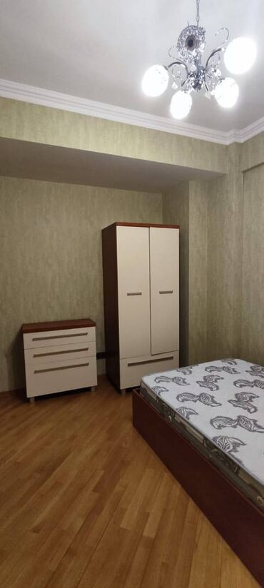 Uzunmüddətli kirayə mənzillər: Nəsimi rayonu Abdulvahab Salamzadə küçəsində (8 Noyabr metrosunun — 11