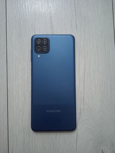 самсунг раскладушка: Samsung Galaxy A12, Колдонулган, 32 ГБ, түсү - Көк