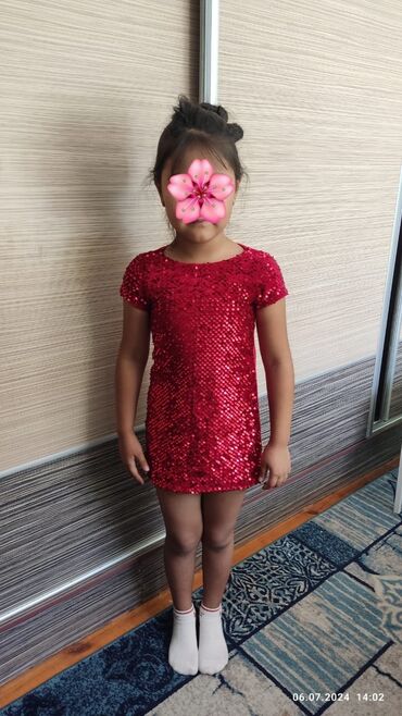 новогодняя платье: Детское платье, цвет - Красный, Б/у