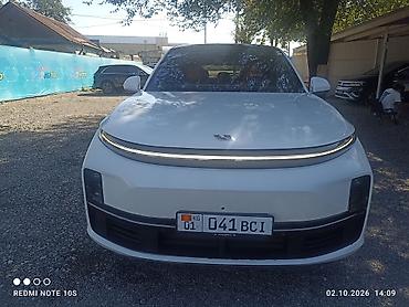 Lixiang: Lixiang L7: 2023 г., 1.5 л, Автомат, Гибрид, Кроссовер — 2
