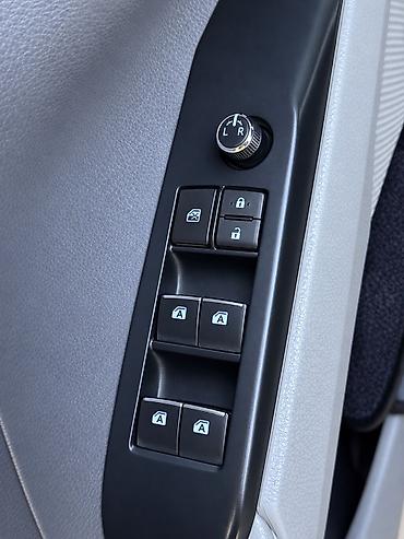 70 200: Toyota Camry: 2019 г., 2.5 л, Автомат, Бензин, Седан — 9