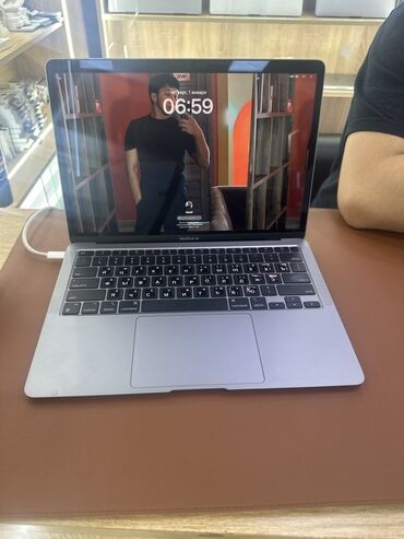 macbook 11: Ноутбук, Apple, 8 ГБ ОЭТ, Apple M1, 13.3 ", Колдонулган, Татаал эмес тапшырмалар үчүн
