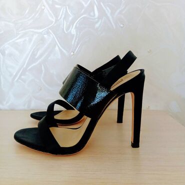 летние обувь: Босоножки BCBG MaxAzria (USA). Оригинал. Куплены в Дубай, за $300
