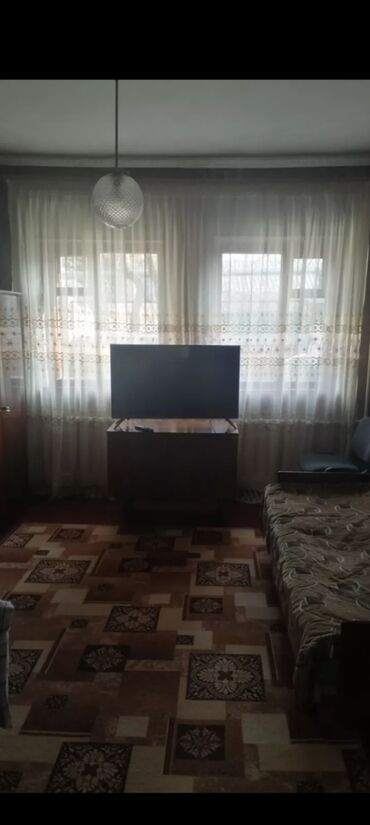 сдаётся дом бишкек: 57 м², 3 комнаты, Парковка, Сарай, Забор, огорожен