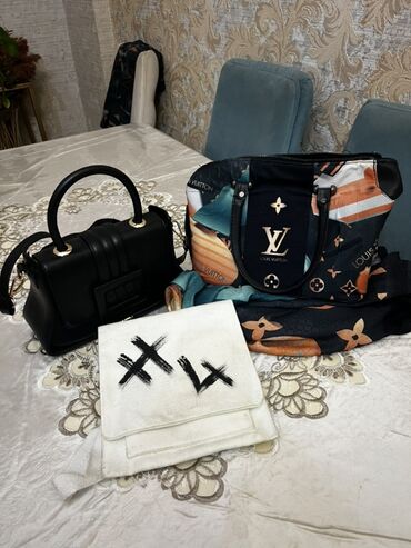 фатзорб оригинал и подделка как отличить: Çanta dəsti, Louis Vuitton