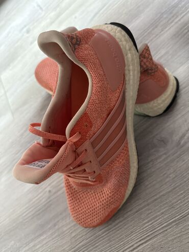 Кроссовки и спортивная обувь: Мужские кроссовки, 44, Adidas, Б/у, цвет - Оранжевый, Самовывоз