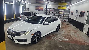 Honda: Honda Civic: 2017 г., 2 л, Вариатор, Бензин, Седан — 3