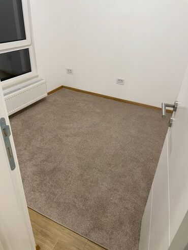 slika sa postoljem: Carpet, Square, color - Beige