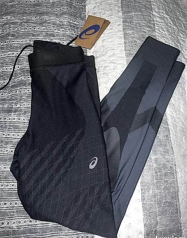 vikend torba: Asics Leggings METARUN TIGHT vel. S NOVO
2012C223-002 — 3