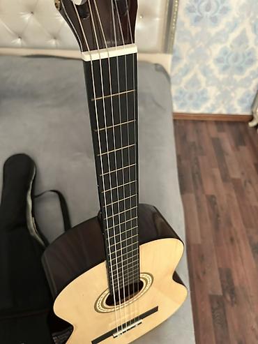 klassik gitara: Klassik gitara, Yeni, Ünvandan götürmə — 4