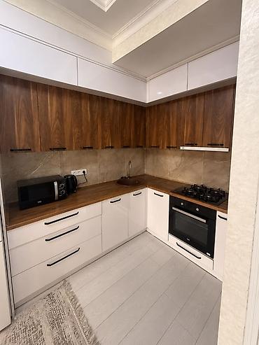 филармоня: 🏡 Сдается уютная квартира посуточно в центре Бишкека! 📍 Район Дворца — 3