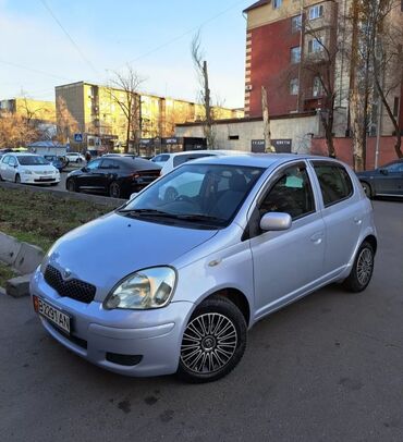 Toyota: Toyota Vitz: 2003 г., 1.3 л, Автомат, Бензин, Хэтчбэк