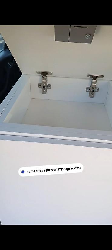 Dressers: -Ormaric sa skrivenim pregradama se se moze izraditi od materijala kao — 6