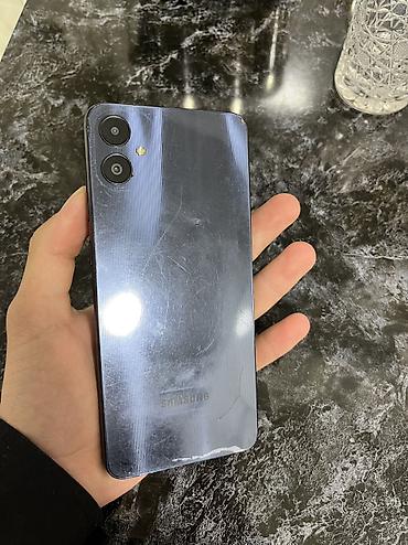 samsung a10 yeni: Samsung Galaxy A05, 64 GB, rəng - Göy, Face ID — 1