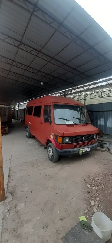 мусс: Mercedes-Benz Спринтер: 1990 г., 3 л, Механика, Дизель, Бус