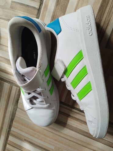 obuća lenka čačak 👠 👡 👢👟: Adidas, Size - 36