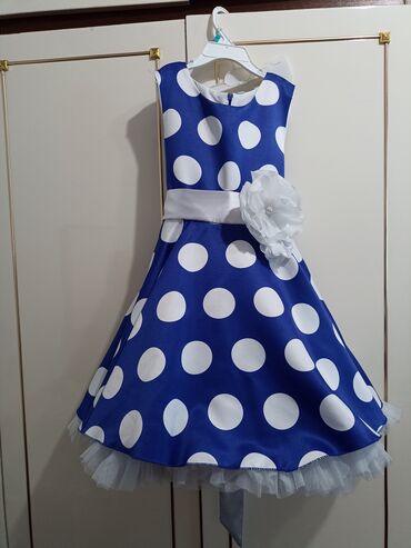 стильное платье на девочку: Детское платье, цвет - Голубой, Б/у