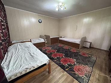 гостинный дом: Гостевой дом с просторной крытой террасой и зеленым участком — 2