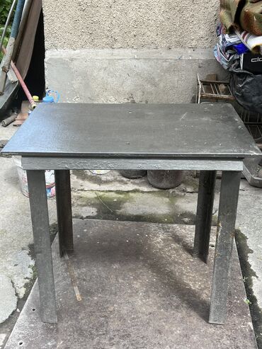 метал стол: Стол, цвет - Серый, Б/у