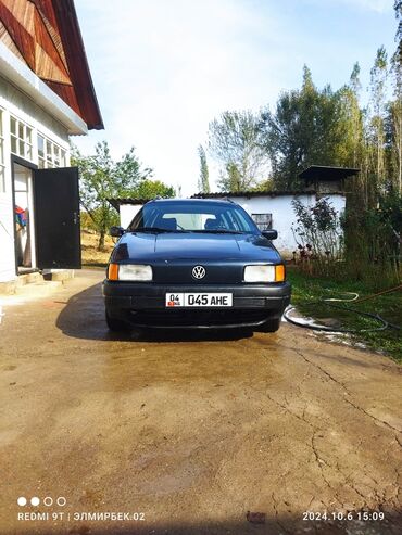 абмен машина: Volkswagen Passat: 1993 г., 1.8 л, Механика, Бензин, Универсал