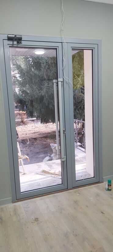 Перегородки на заказ: Для офиса, Бронированное стекло at lalafo.kg — 25 Перегородки на заказ: Для офиса, Бронированное стекло — 25