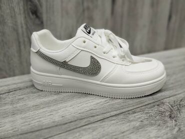 обувь оптом дордой: Кроссовки, 36, Nike, Новый, цвет - Белый, Платная доставка