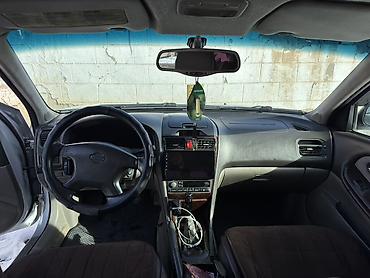 Nissan: Nissan Maxima: 2000 г., 2 л, Механика, Седан — 8