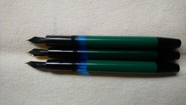 Ostalo: Reform  nemački  u kutiji tri penkala cena 6000din. prodajem! — 6