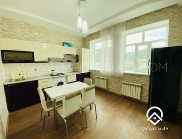 Günlük kirayə evlər: 144 kv. m, 4 otaqlı, Qaz, İşıq, Su — 3