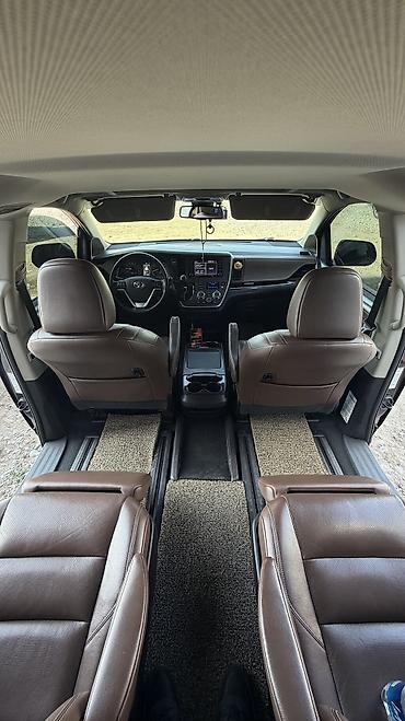 Toyota: Toyota Sienna: 2019 г., 3.5 л, Автомат, Бензин, Минивэн — 9