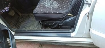 Другие автозапчасти: Запчасти На Мерседес 190,102мотор, инжектор 2куб,1991год, мотор — 19