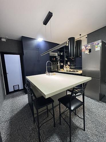 3 комнаты, 93 м², Ала-Арча ТРЦ Элитка, 9 этаж