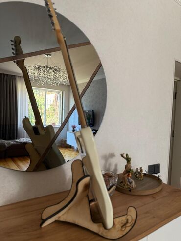 Elektro gitaralar: Yenidir.istifadə olunmayib -da lalafo.az — 8 Elektro gitaralar: Yenidir.istifadə olunmayib — 8