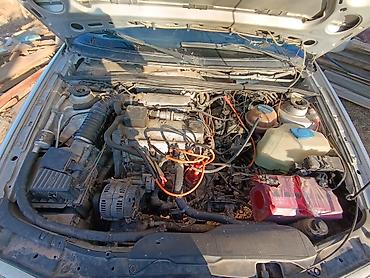 Volkswagen: Volkswagen Passat: 1994 г., 2 л, Механика, Бензин, Универсал — 5