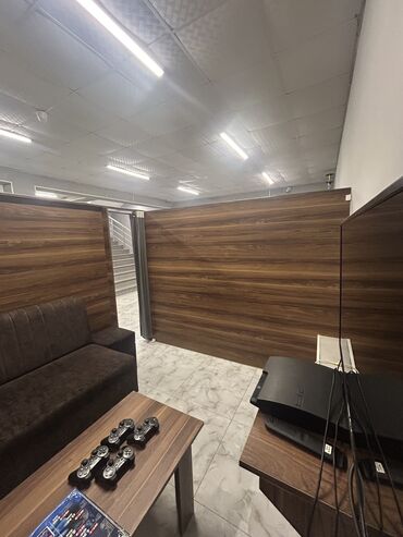 Hazır biznes: Hazr biznes xan arxinin kuruqunda oba marketin yani 3 eded — 12