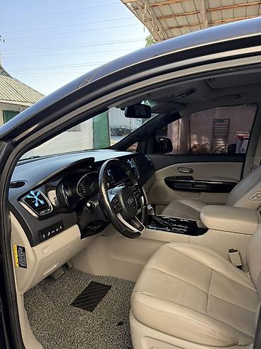 дельфин рекс: Kia Carnival: 2018 г., 2.2 л, Автомат, Дизель, Минивэн — 5