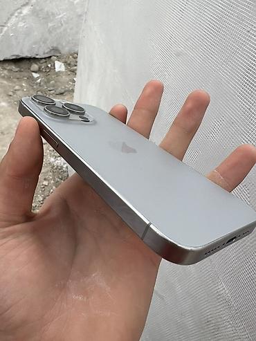 iphone cs max: IPhone 15 Pro, Б/у, 256 ГБ, Серебристый, Зарядное устройство, Кабель, 84 % — 2