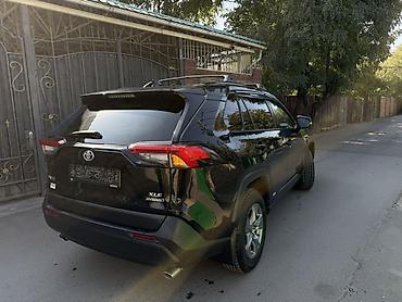 тайота ленкрузер: Toyota RAV4: 2022 г., 2.5 л, Автомат, Гибрид, Кроссовер — 5