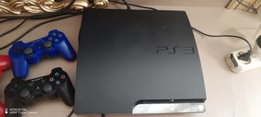 PS3 (Sony PlayStation 3): Playstation 3 Salam aleykum cox seliqeli kanpiturdu ustunde 3 pult