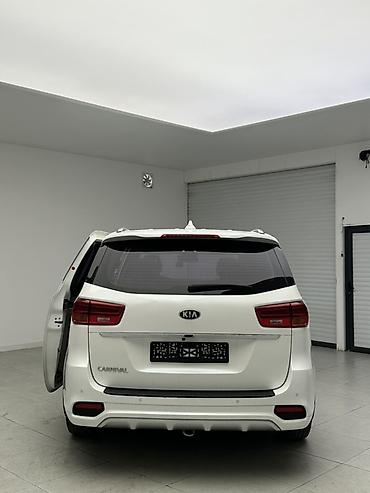 машины до 500: Kia Carnival: 2018 г., 2.2 л, Автомат, Дизель, Минивэн — 6