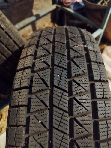 купить шины в бишкеке бу: Шиналар R 16, Кыш, Жеңил унаалар