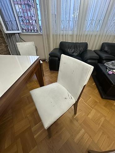 Mebel: İşlənmiş, Açılmayan, Dördbucaq masa, 4 stul — 4