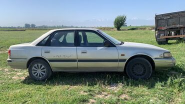 мазда 626 1989: Mazda 626: 1990 г., 2 л, Механика, Бензин, Седан