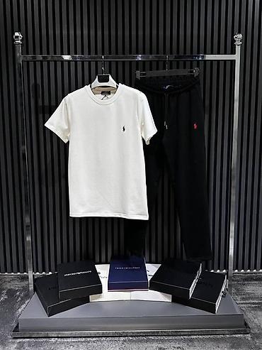 hugo: Komplet trenerka+majca
Cena 3400din
S,M,L,XL,XXL
PS✨ — 2