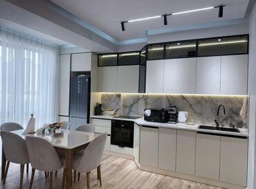 аренда квартир асанбай: 3 комнаты, 80 м², Элитка, 3 этаж, Евроремонт